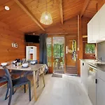 Prestige 13 Piscine Partagee * Saint-Gervais (Vendee)