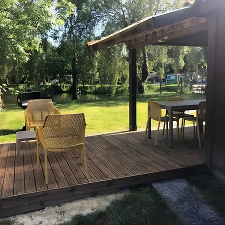 Prestige 13 Piscine Partagee Camping