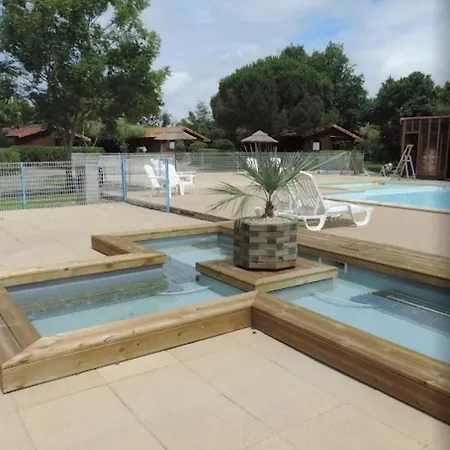 Prestige 13 Piscine Partagee